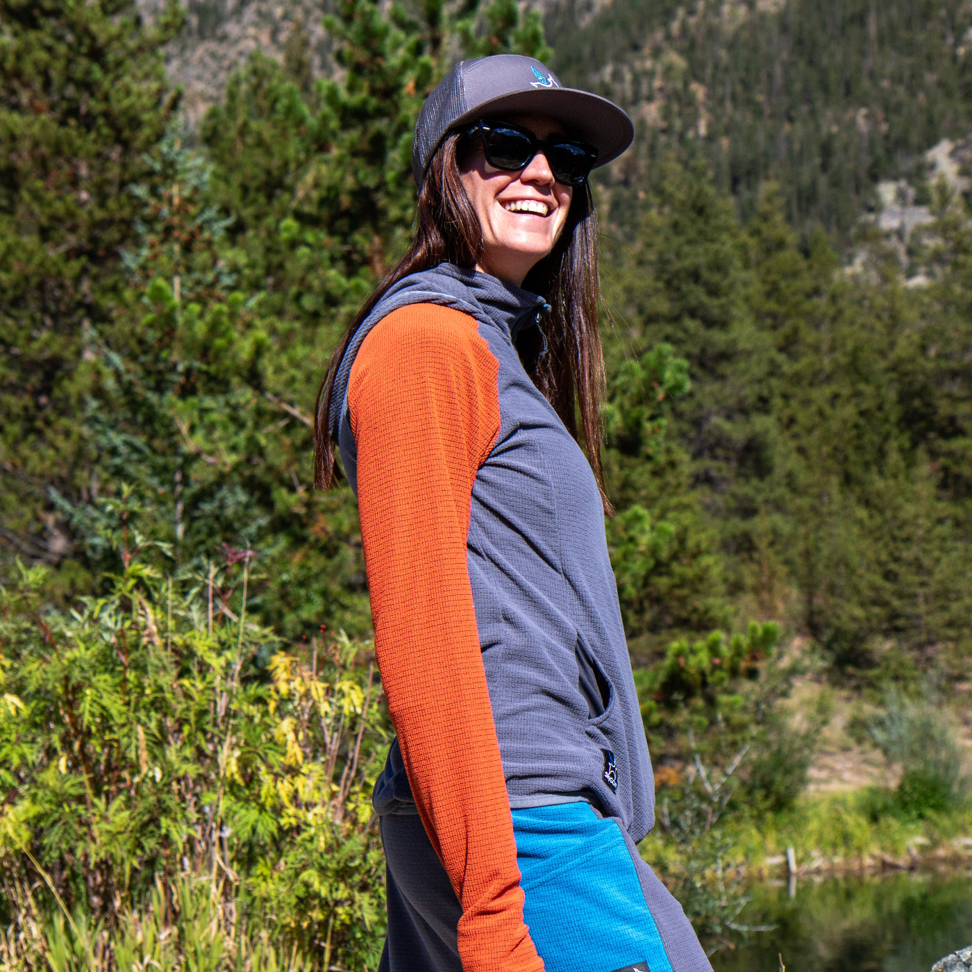 Women's CAMP Half-Zip Microgrid Hooded Pullover Ultralight 115
